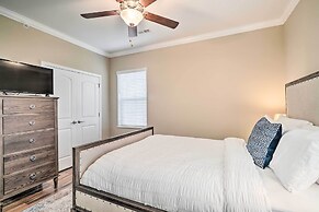 Chic Townsend Condo w/ Saltwater Pool!