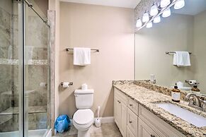 Chic Townsend Condo w/ Saltwater Pool!
