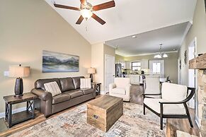 Chic Townsend Condo w/ Saltwater Pool!