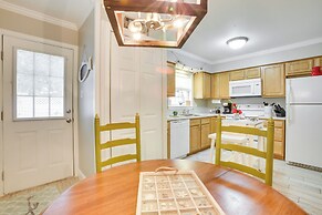 Old Town Bay St Louis Townhome: Walk to Beach