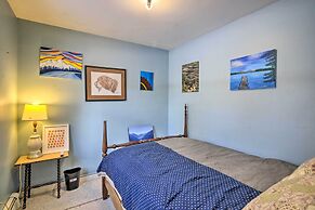 Quaint & Cozy Apartment 12 Mi to Ski Slopes
