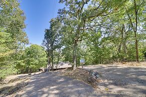 Secluded Vian Retreat Close to Tenkiller Lake