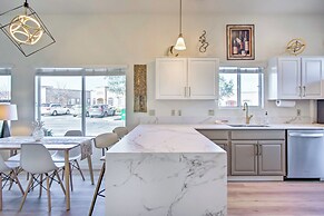 55+ Community w/ Pool & Spa: Green Valley Retreat!