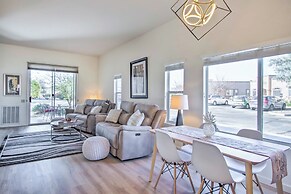 55+ Community w/ Pool & Spa: Green Valley Retreat!