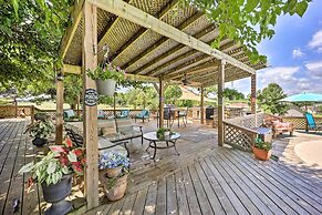 Grand Lake Getaway w/ Resort-like Amenities!