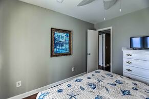 Oceanfront Atlantic Beach Escape w/ Balconies