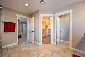 Spacious Flagstaff Home w/ Fenced Yard & Grill!