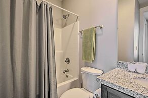 Spacious Flagstaff Home w/ Fenced Yard & Grill!