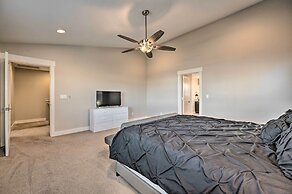 Spacious Flagstaff Home w/ Fenced Yard & Grill!