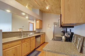 16 Mi to Sitgreaves: Overgaard Cabin w/ Porch