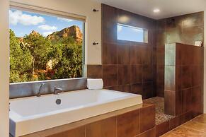 Stunning Sedona Home w/ Red Rock Views & Fire Pit!