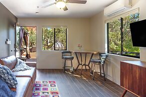 Red Rock Views & Fire Pit: Stunning Sedona Home