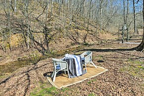 Lyles Peaceful Creekside Home: Hot Tub & Fire Pit