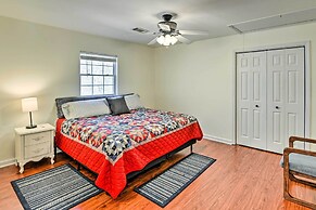 Lyles Peaceful Creekside Home: Hot Tub & Fire Pit