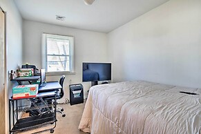 House w/ Pellet Smoker & Grill, 1 Mi to Lake!