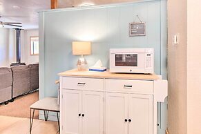 Red River Retreat: Walk to Lifts, Mtn Views!