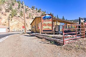 Red River Retreat: Walk to Lifts, Mtn Views!