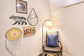 Red River Retreat: Walk to Lifts, Mtn Views!