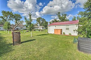 Kid-friendly House ~ 8 Mi to Cedar Rapids!