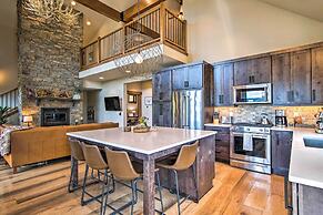 Mtn-view Cabin w/ Hot Tub & Fireplace in Cle Elum!