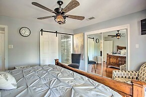 Lakefront Family Home w/ Boat Dock + Slip in Texas