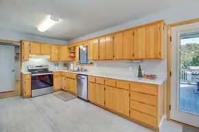 Eagar Vacation Rental Home w/ Spacious Deck!