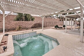 Fort Mohave Home w/ Hot Tub: 4 Mi to CO River!