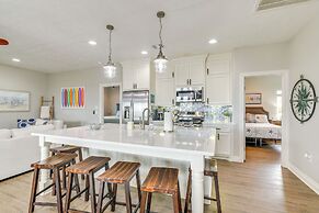 Modern Crystal Beach Escape - 225 Feet to Shore!