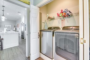 Modern Crystal Beach Escape - 225 Feet to Shore!