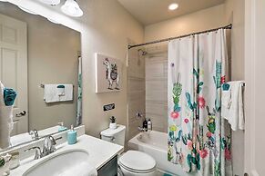 Centrally Located Flagstaff Vacation Home w/ Patio