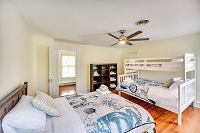 15 Mi to Gloucester: Waterfront Mathews Home!