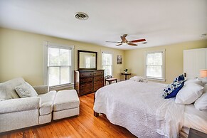 15 Mi to Gloucester: Waterfront Mathews Home!