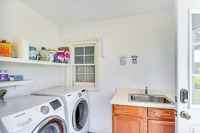 15 Mi to Gloucester: Waterfront Mathews Home!