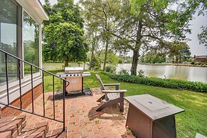 15 Mi to Gloucester: Waterfront Mathews Home!