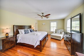 15 Mi to Gloucester: Waterfront Mathews Home!