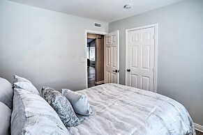 Sunny Orange County Abode w/ Fire Pit & Backyard!