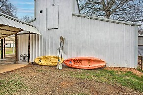 Spacious Lakefront Home w/ Fire Pit & Fun Barn!