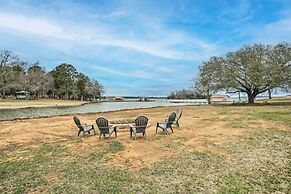 Spacious Lakefront Home w/ Fire Pit & Fun Barn!