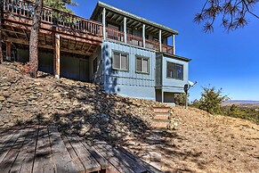 Prescott Cabin w/ Deck & Mtn Views: 4 Mi Downtown!