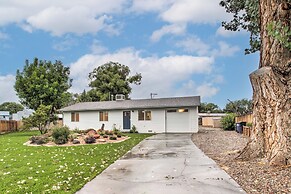 1 Mi to Winery: Clifton Escape w/ Grill & Yard!