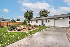 1 Mi to Winery: Clifton Escape w/ Grill & Yard!