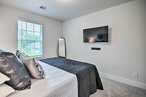 Chic Houston Home w/ Game Room ~ 8 Mi to Dtwn