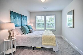 Chic Houston Home w/ Game Room ~ 8 Mi to Dtwn