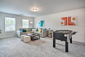 Chic Houston Home w/ Game Room ~ 8 Mi to Dtwn