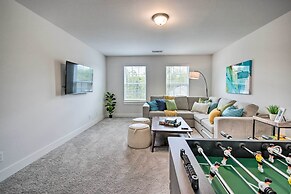 Chic Houston Home w/ Game Room ~ 8 Mi to Dtwn