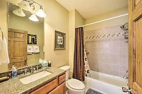 Walkable Condo w/ Scenic View in Beech Mountain!