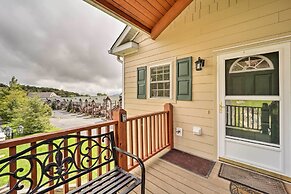 Walkable Condo w/ Scenic View in Beech Mountain!