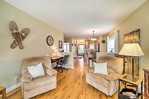 Walkable Condo w/ Scenic View in Beech Mountain!