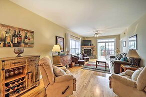Walkable Condo w/ Scenic View in Beech Mountain!