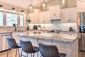 Beautiful Lakeview Home: Near Bull Shoals Lake!